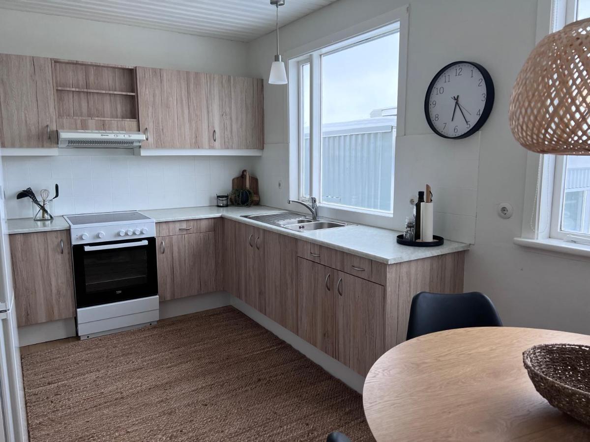 Akureyri Apartments エクステリア 写真