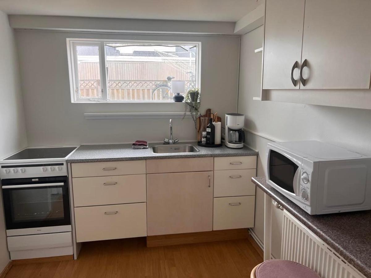 Akureyri Apartments エクステリア 写真