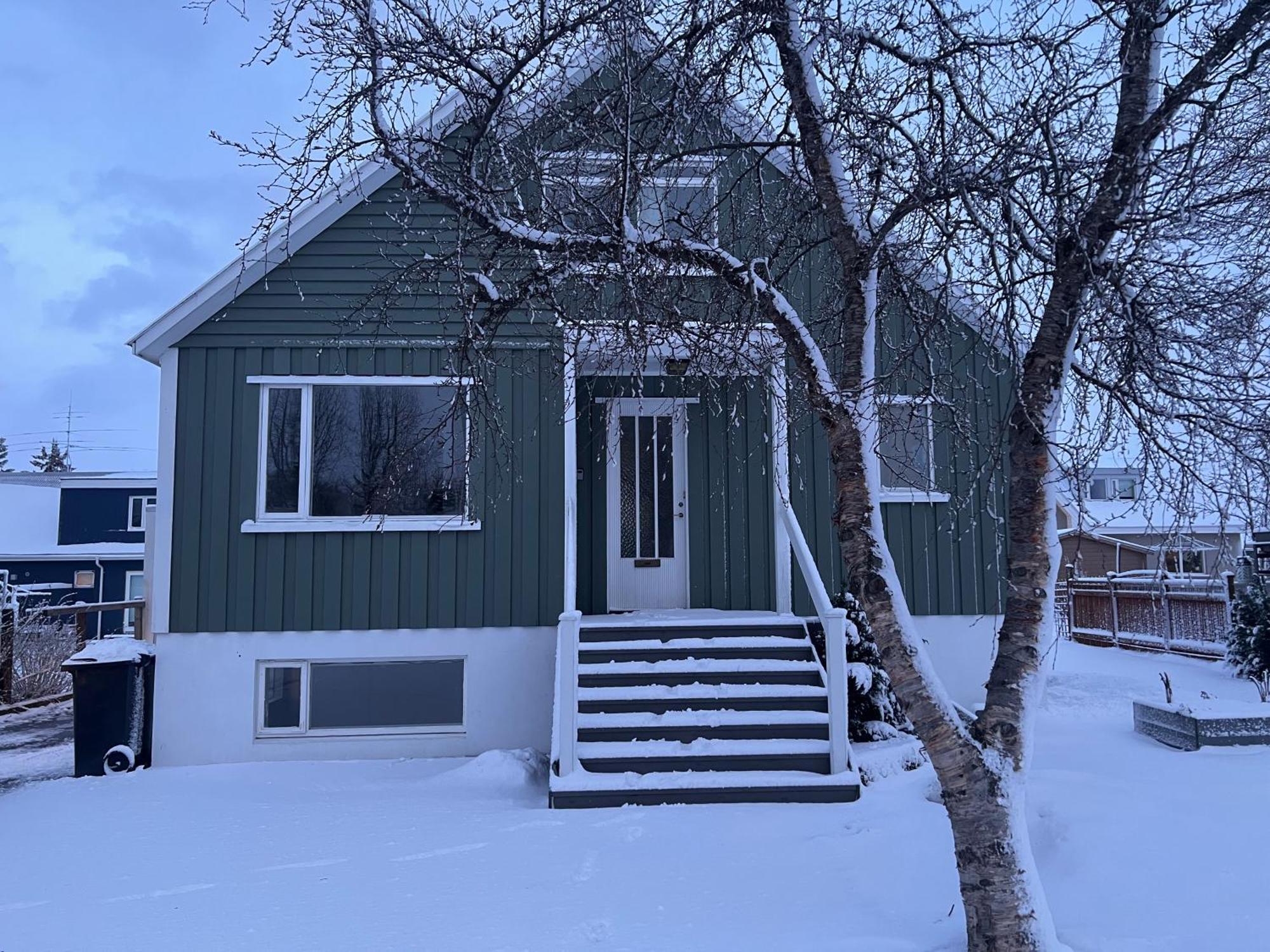 Akureyri Apartments エクステリア 写真