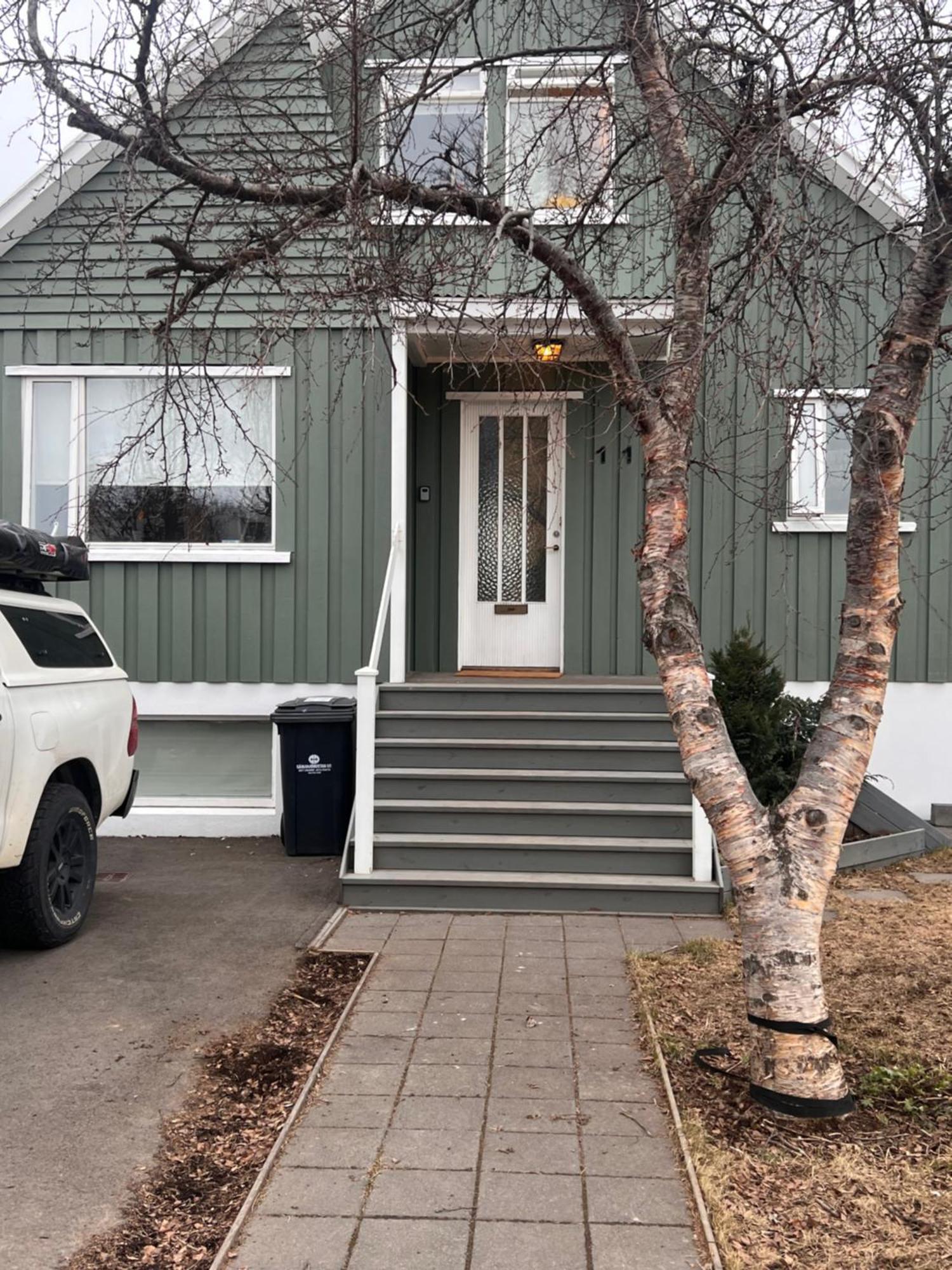 Akureyri Apartments エクステリア 写真